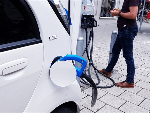 Is a Level 2 EVSE Suitable for All Electric Vehicles?