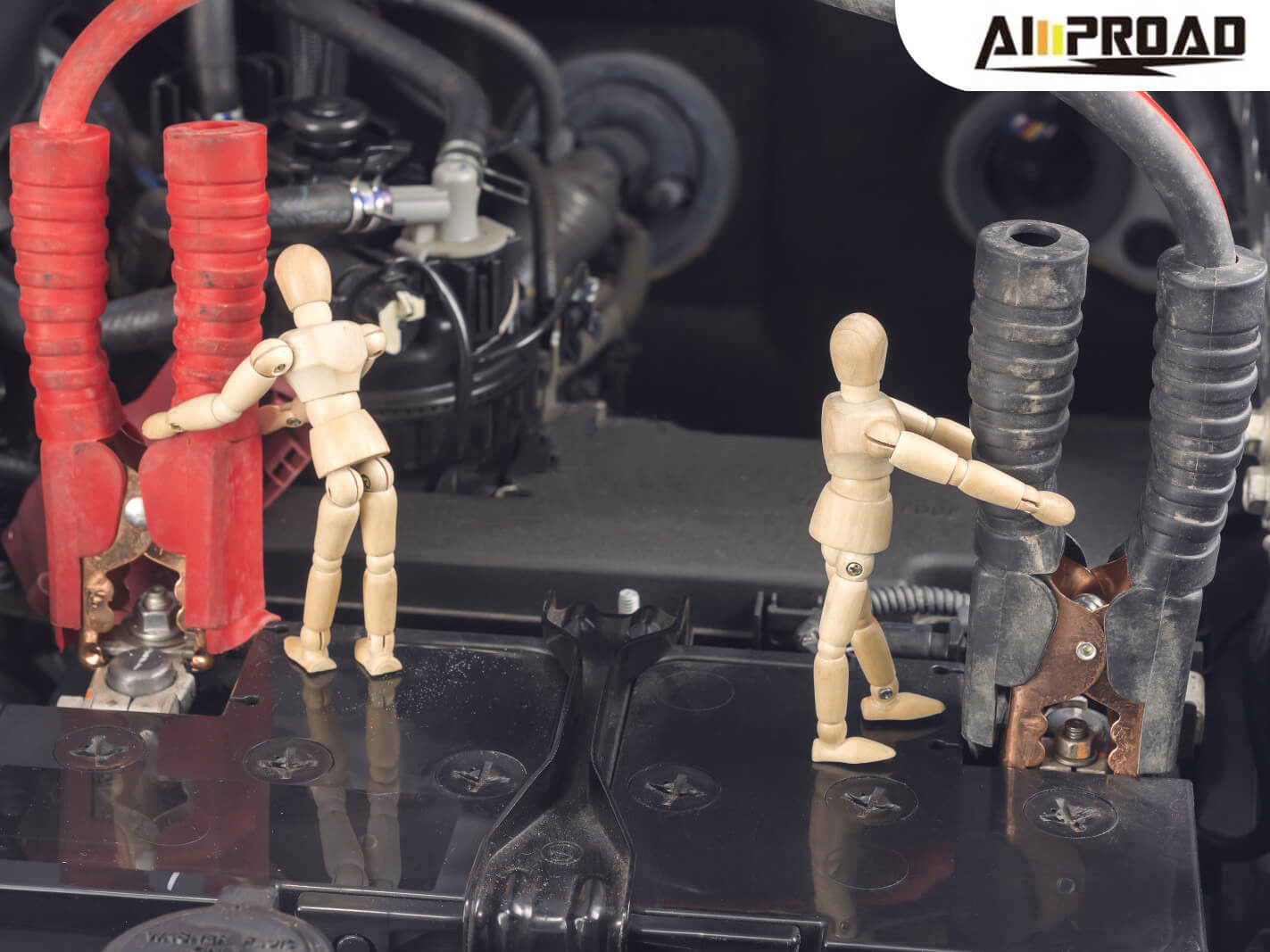 What Is the Differences Among Jump Starter, Jumper Cables, and Jump Box